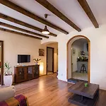 Apartment Hladilo \